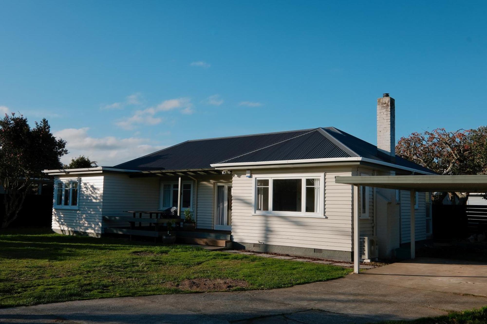 4 Bedroom In Great Location Hamilton Exterior photo